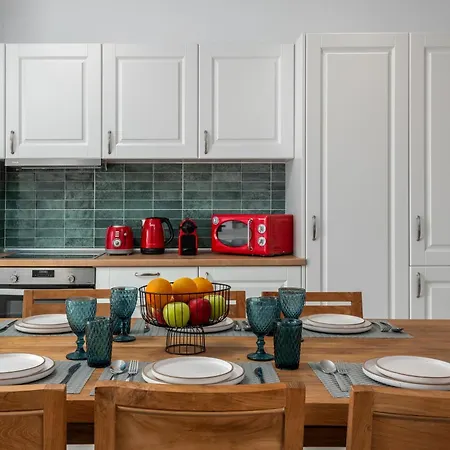 Johannes Luxury Kolymbia