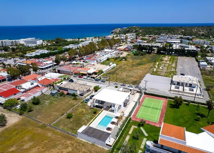 Johannes Luxury Κολύμπια