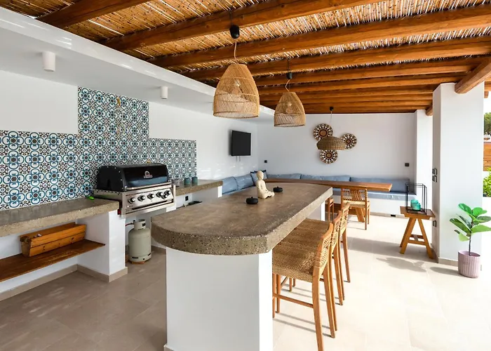 Johannes Luxury Kolymbia