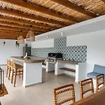 Johannes Luxury Kolymbia