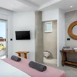 Johannes Luxury * Kolymbia